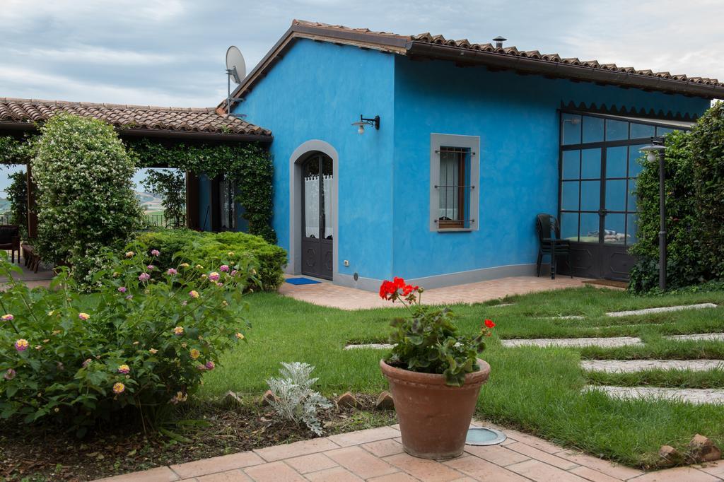 Poggio Montali Villa Monte Roberto Luaran gambar