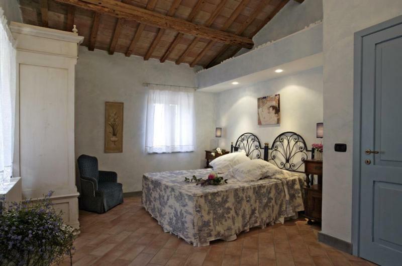 Poggio Montali Villa Monte Roberto Luaran gambar